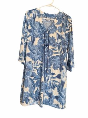 Beach Break Blue & White Floral Coverup